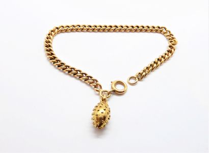 BRACELET in 18K (750/°°) pink gold, curb...