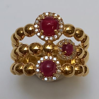 925 gilt silver ring with 3 pearl rings centered...