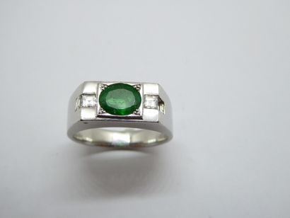 RING in 18K (750/°°) white gold, men's style...