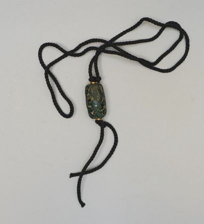 LALIQUE - Green glass paste pendant 