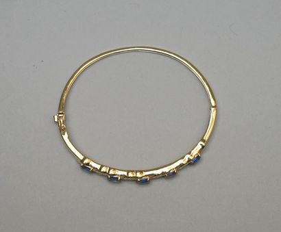 Rigid opening BRACELET in 925/°°° gilt silver...