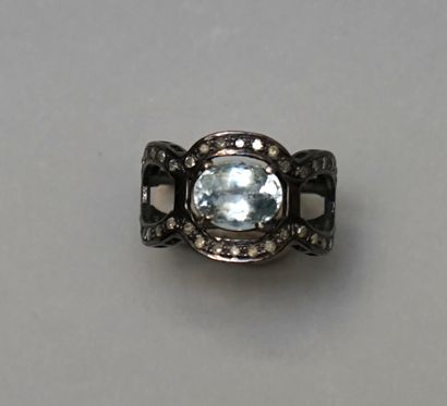 Silver ring 925/°° with black patina centered...