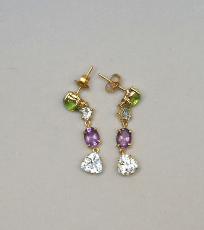 PAIR OF EARRINGS in gilt silver 925/°° (vermeil)...