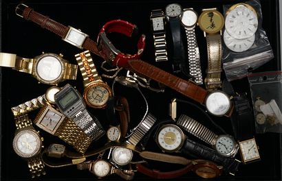 LOT of metal watches, gilded metal and v...