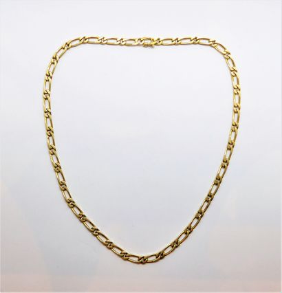 CHAIN in 18K (750/°°) yellow gold, alternating...