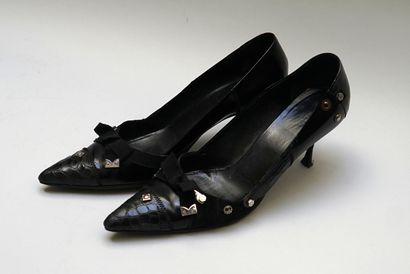 PRADA - Pair of black leather pumps with...