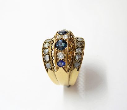 ANCIENNE BAGUE en or jaune 18K (750/°°),...