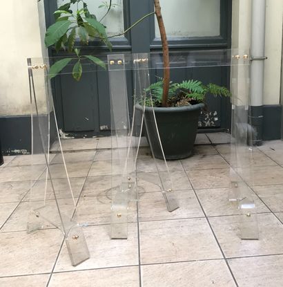 Table tréteau, piétement en plexiglas, plateau...