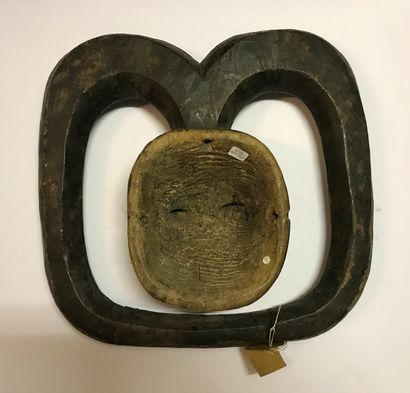 Masque au visage en forme de coeur (formé...
