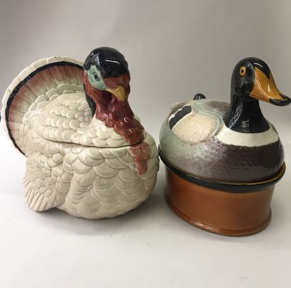 ENSEMBLE de 2 terrines animalières représentant...