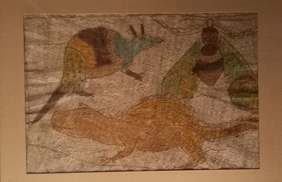 Peinture sur fibre végétale à motifs zoomorphes...