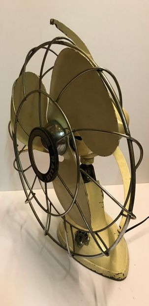 RALLIS - Ventilateur années 50 en métal laqué...