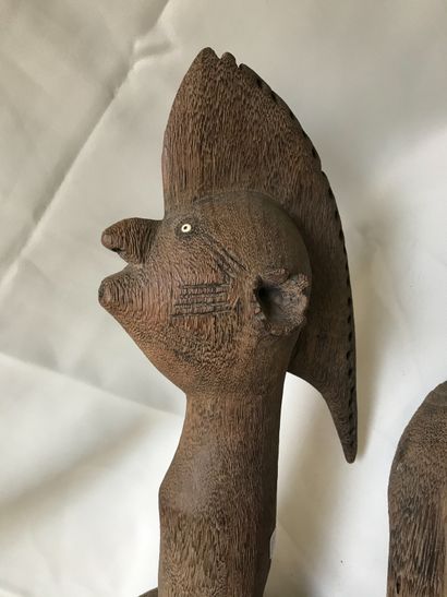 Masque d'épaule (cassé en 2 morceaux) en...