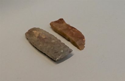 Fine flint axe. 11cm. Joined a flint blade,...