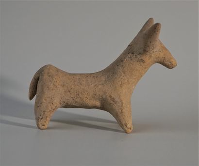 Beige terracotta deer. Assyrian. Late 2nd...