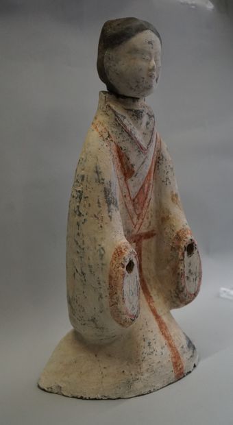 Kneeling court lady in grey terracotta with...