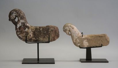 Pair of stylized birds in carved stone. Rajasthan,...