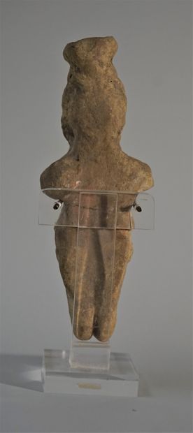Beige terracotta idol.

Ishtar period, 2nd...