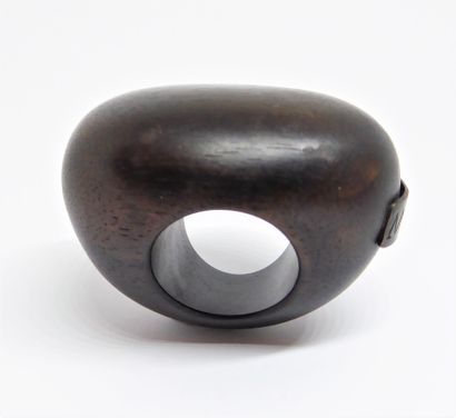 MONIES - IMPOSSIVE RING in precious wood....