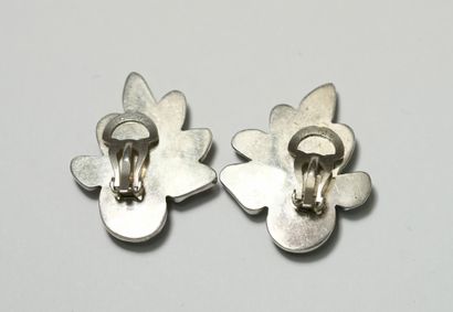 PAIRE DE CLIPS D'OREILLES en argent 925/°°...