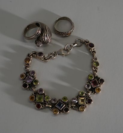 ENSEMBLE en argent (min 800/°°) composé d'un...