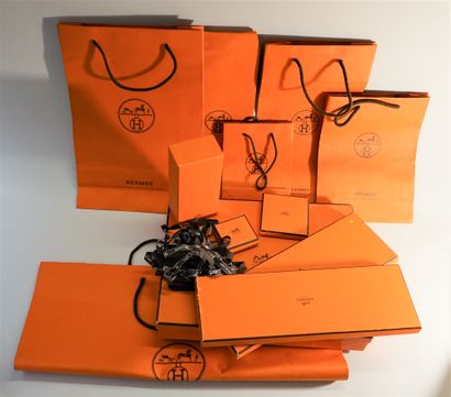 SET of about 40 Hermes paper bags, 7 Hermes...