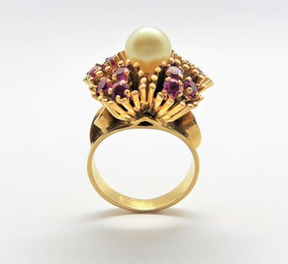 Designer ring in 18K yellow gold (750/°°),...