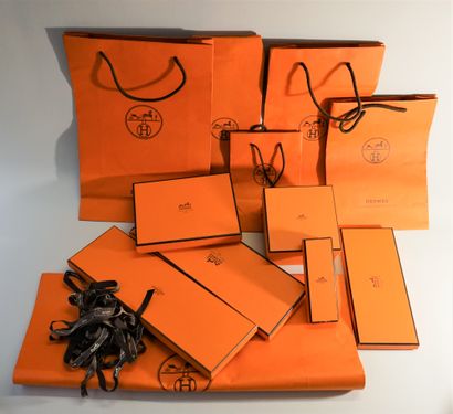 SET of about 40 Hermes paper bags, 7 Hermes...