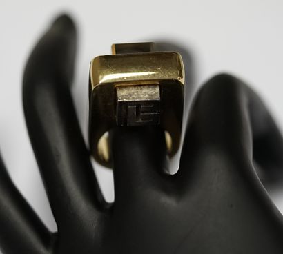 PIERRE BALMAIN - Geometrical ring in gilded...