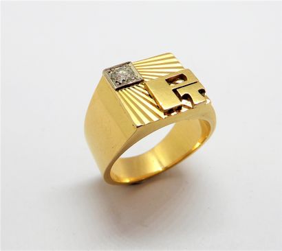 18K (750/°°) yellow gold CHEVALIERE, massive,...