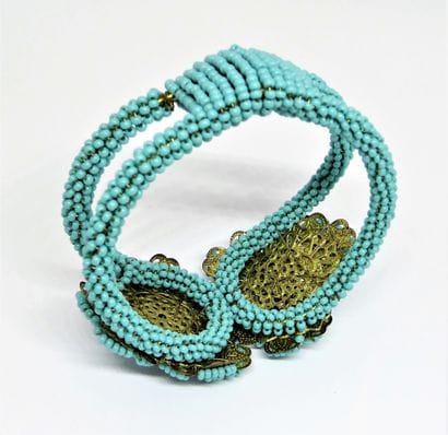 BRACELET JONC opening, decorated with turquoise...