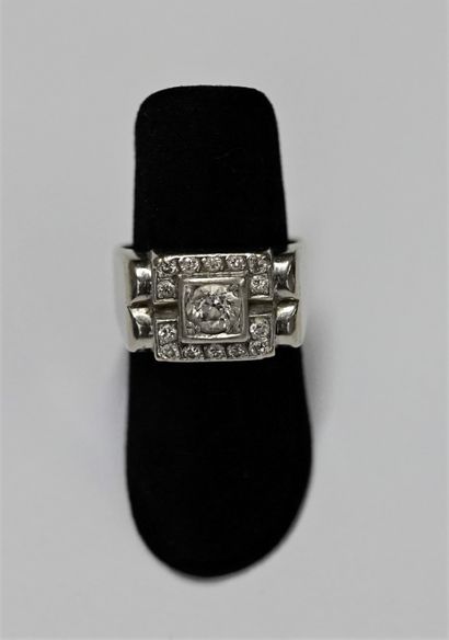 Platinum signet ring set with an old cut...