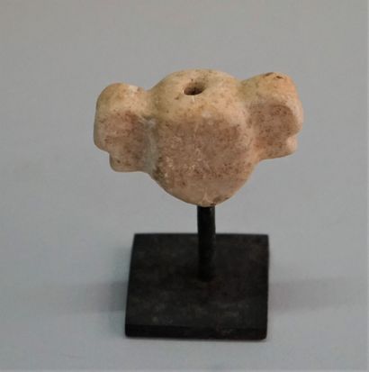 White stone mini idol face, levantine style....