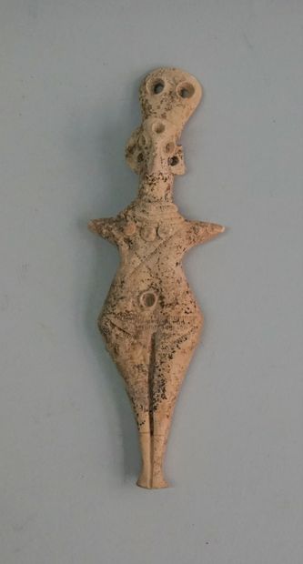 Terracotta idol in the Levantine style. Broken/glued....