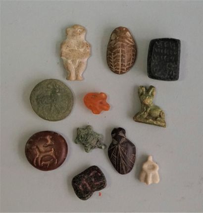 Lot of amulets of various periods and origins....