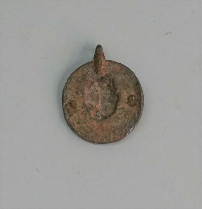 Medallion presenting a gorgon in bronze....