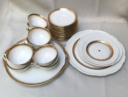 LIMOGES - Tea and dessert set in white porcelain...