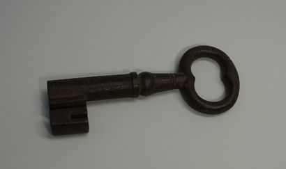 Important wrought iron key. Probably medieval...