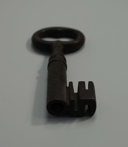 Important wrought iron key. Probably medieval...