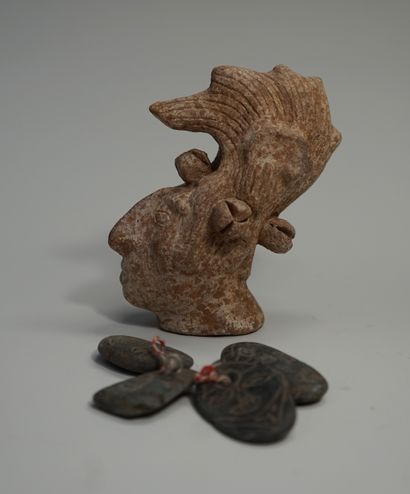 Set composed of: a terracotta head in Maya...