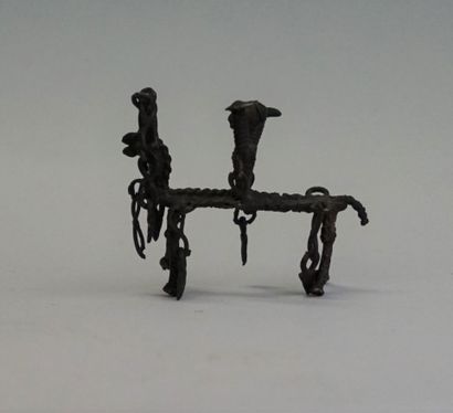 Cavalier sur sa monture. Bronze. 

Orissa....