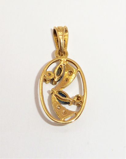 PENDANT in 18K (750/°°) yellow gold, set...