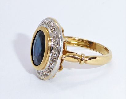 RING in 18K (750/°°) yellow gold, set with...
