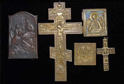 SET of religious objects in bronze or brass...