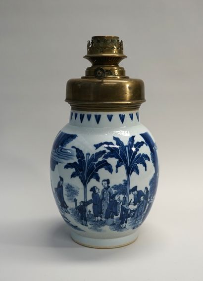 Porcelain ovoid vase with 