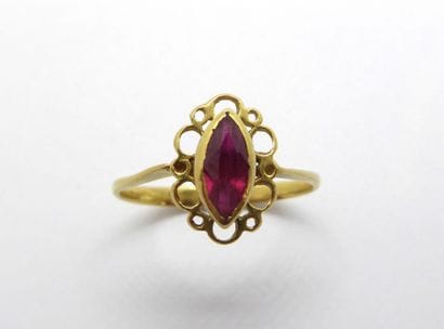 RING in 18K yellow gold (750/°°) set with...