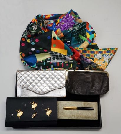 MODE & ACCESSOIRE: 3 pochettes de soirée...