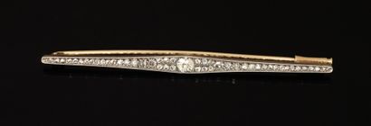 BARRETTE BROCHURE in 18k (750/°°) white gold...