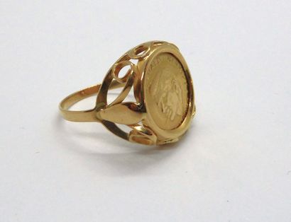 RING in 18K yellow gold (750/°°°) with a...