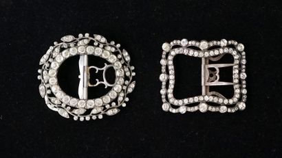 SET in silver min 800/°° composed of 4 beautiful...